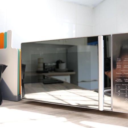 Modern Spark Home With Parking, Garden, Wi-Fi 버밍엄 외부 사진