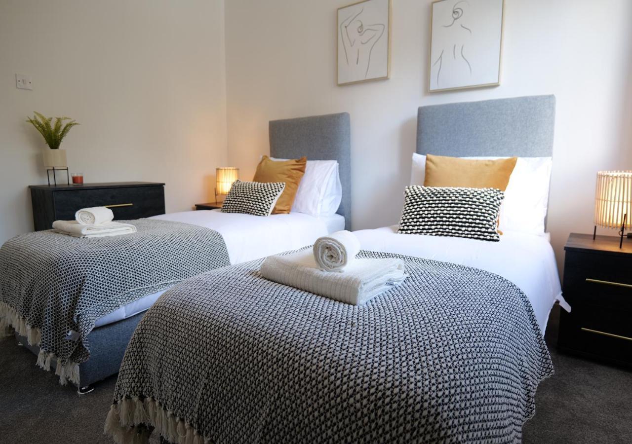 Modern Spark Home With Parking, Garden, Wi-Fi 버밍엄 외부 사진