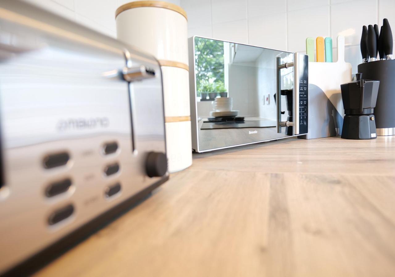 Modern Spark Home With Parking, Garden, Wi-Fi 버밍엄 외부 사진